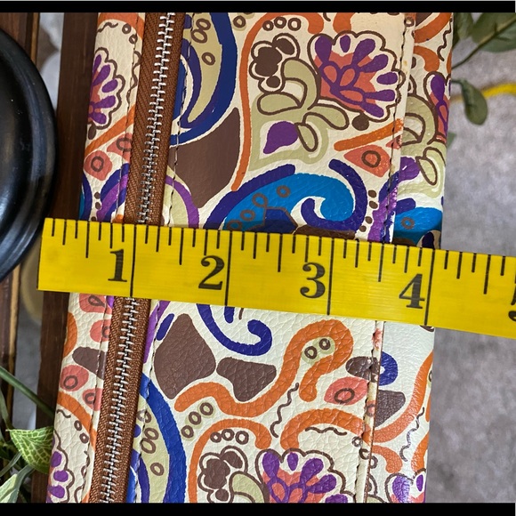 New! Beautiful Colorful Patterned Relic Wallet - Picture 6 of 8